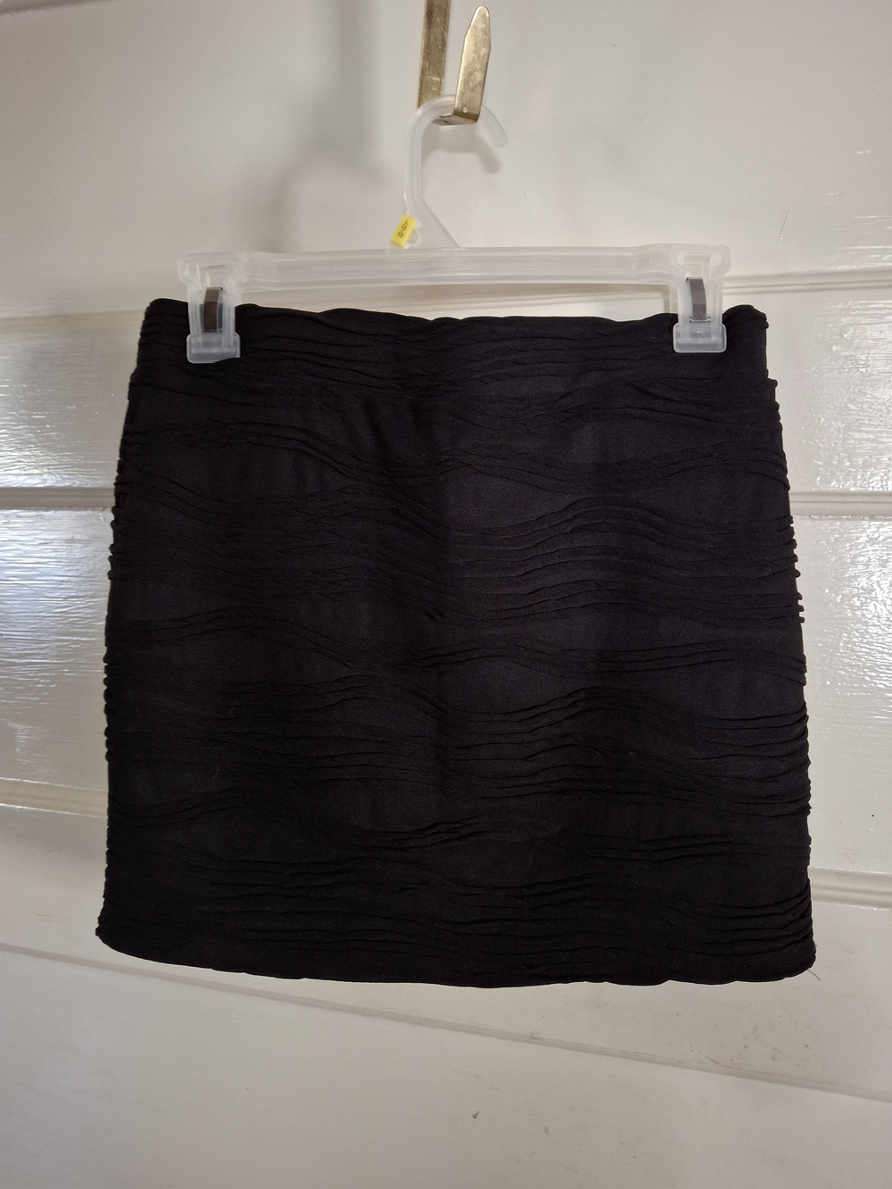 SWOOP Black Textured Ruched Mini Skirt Stretchy Size M CFD121